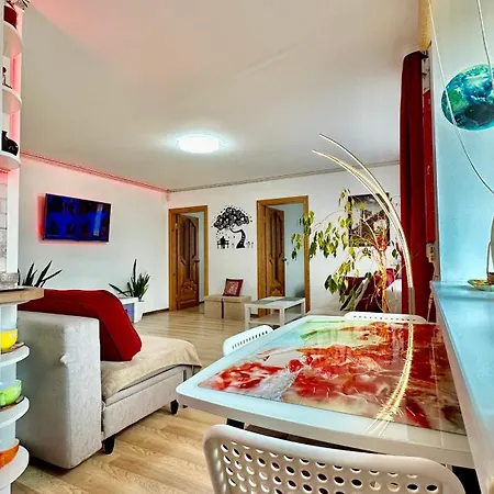 Апартаменты Neriesapartment No.2 Bedrooms Modern In Centrum