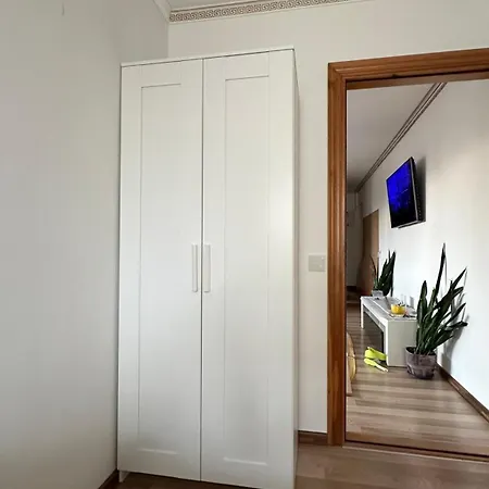 Neriesapartment No.2 Bedrooms Modern In Centrum 팔랑가