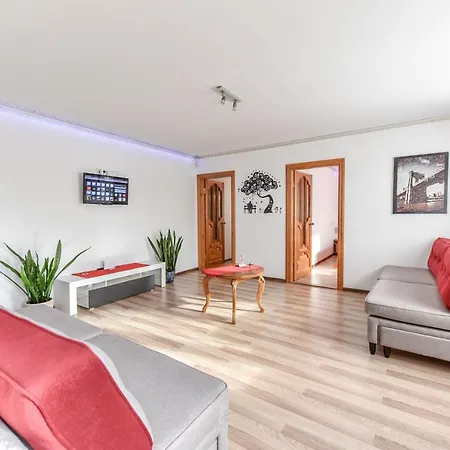 아파트 Neriesapartment No.2 Bedrooms Modern In Centrum *