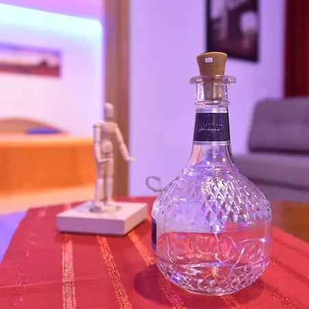 Апартаменты Neriesapartment No.2 Bedrooms Modern In Centrum *