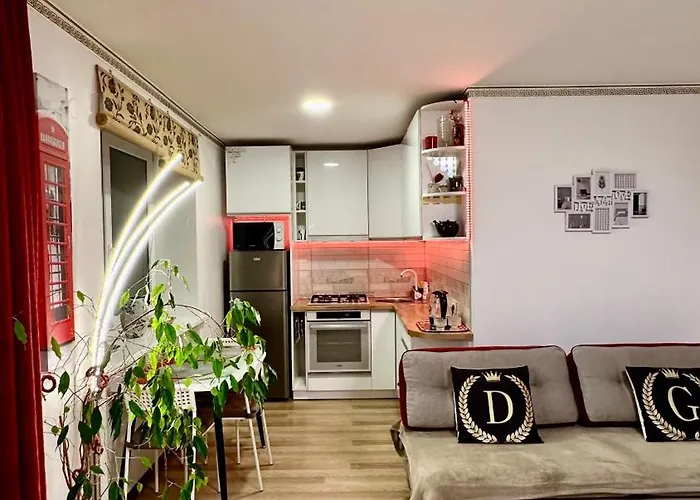 Апартаменти Neriesapartment No.2 Bedrooms Modern In Centrum Паланга